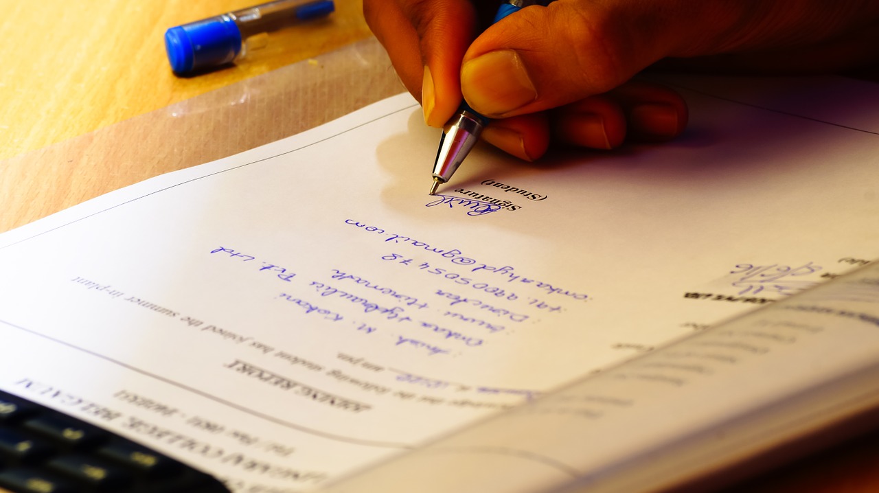 document-g0632a5b3b_1280 Accounting and Bookkeeping Services